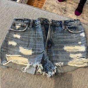 Women’s Abercrombie & Fitch Annie High Rise Denim Short - 29/8